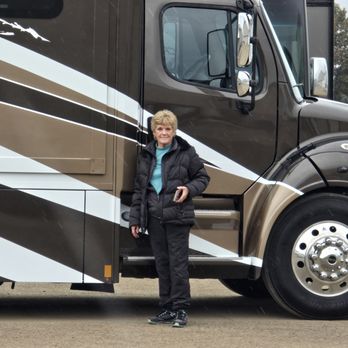 Royal Coach Sales - Happy Wife, Happy Life! - RV Dealers Near Me - Eugene, Oregon
