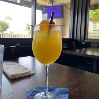 Social House Kitchen and Bar - Burgers Near Me - Bakersfield, California Social House Kitchen and Bar - Burgers Near Me - Bakersfield, California