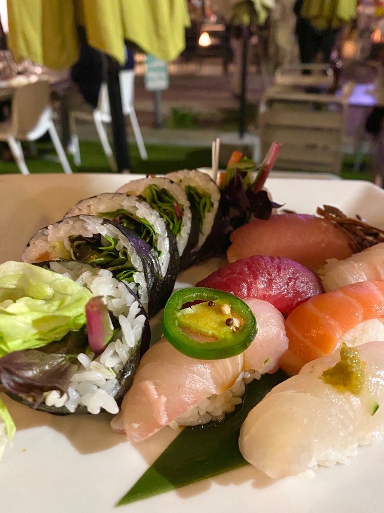 Flyin Fin Sushi & Seafood