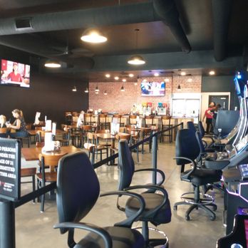 The Fringe - The bar and dining area - Sports Bars Near Me - Rantoul, Illinois