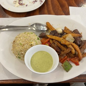 Loi's Kitchen - Loi's Fusion Saltado - Vietnamese Near Me - Garden Grove, California Loi's Kitchen - Loi's Fusion Saltado - Vietnamese Near Me - Garden Grove, California