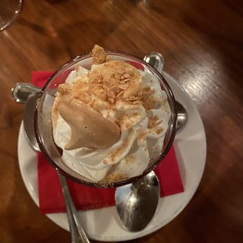 Gilda's - Pizza Near Me - Skaneateles, New York
