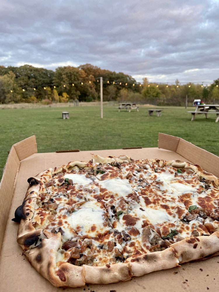 PLEASANT GROVE PIZZA FARM Updated July 2024 72 Photos & 17 Reviews