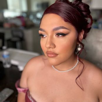 Gloss Beauty Bar - Full Glam makeup - Makeup Artists Near Me - Eastvale, California Gloss Beauty Bar - Full Glam makeup - Makeup Artists Near Me - Eastvale, California