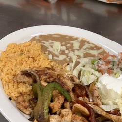 Mi Casita of Eleanor - Chicken fajitas