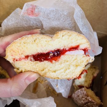 Leavitt's Country Bakery - Bismarck - Bakeries Near Me - Conway, New Hampshire