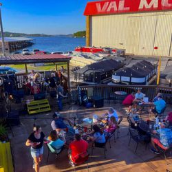 Casey's Bar and Grill