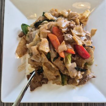 Nokki Thai Kitchen - Drunken noodles - Thai Near Me - Fontana, California Nokki Thai Kitchen - Drunken noodles - Thai Near Me - Fontana, California