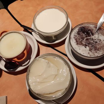 Kowloon Tong Dessert Cafe - Ginger steamed milk, ginger milk curd, ginger soup with tofu, coconut milk with black sticky rice - Desserts Near Me - San Francisco, California