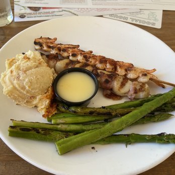 MB Grille - Burnt rubbery shrimp! - New American Near Me - Simi Valley, California MB Grille - Burnt rubbery shrimp! - New American Near Me - Simi Valley, California