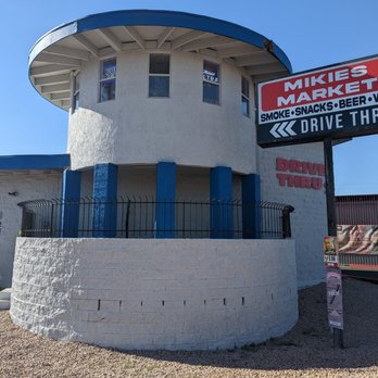 Mikie's Market - a white building with blue trim - Convenience Stores Near Me - Phoenix, Arizona Mikie's Market - a white building with blue trim - Convenience Stores Near Me - Phoenix, Arizona