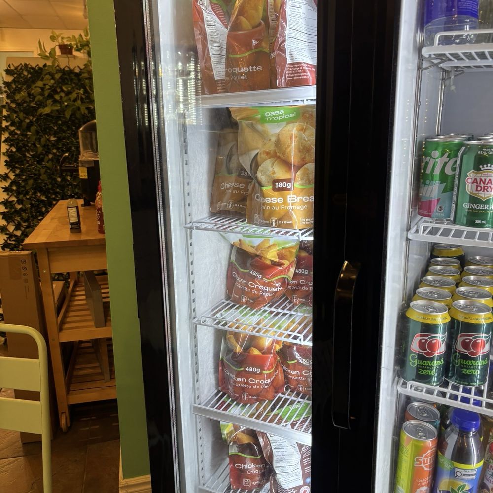 Casa Tropical - Cafes Near Me - Toronto, Ontario Casa Tropical - Cafes Near Me - Toronto, Ontario
