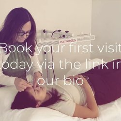 Nashville Women's Wellness - Dr. Ryan in an acupuncture treatment with a client