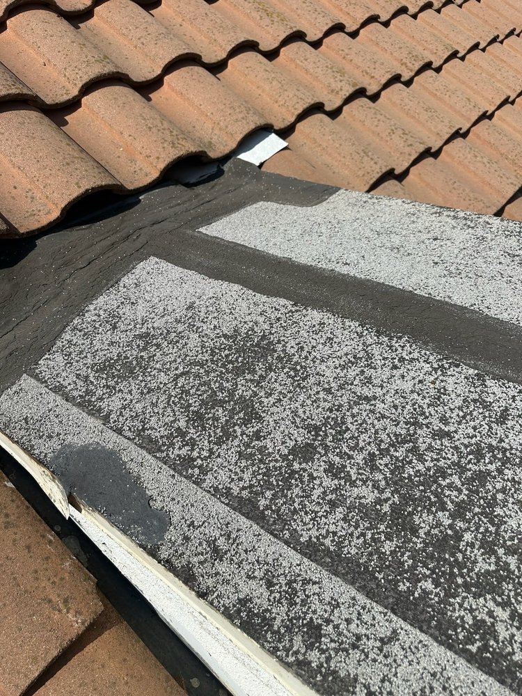 Slide of Tectum Roofing