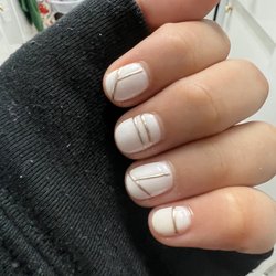 Gel manicure
