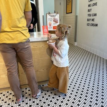 Jeni's Splendid Ice Creams - Ice Cream & Frozen Yogurt Near Me - Carlsbad, California Jeni's Splendid Ice Creams - Ice Cream & Frozen Yogurt Near Me - Carlsbad, California