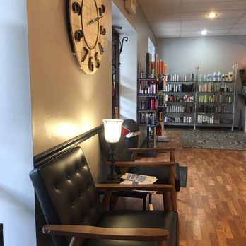 EnStyle Salon & Spa - inside/waiting room - Waxing Near Me - Barboursville, West Virginia EnStyle Salon & Spa - inside/waiting room - Waxing Near Me - Barboursville, West Virginia