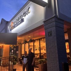 Woodstock Thai Eatery