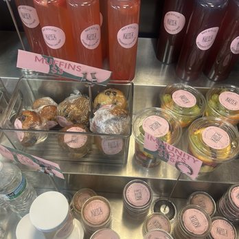 Kafela - Cooler with immunity shots, muffins, fruit, and fresh juices. - Breakfast & Brunch Near Me - Cleveland, Ohio Kafela - Cooler with immunity shots, muffins, fruit, and fresh juices. - Breakfast & Brunch Near Me - Cleveland, Ohio