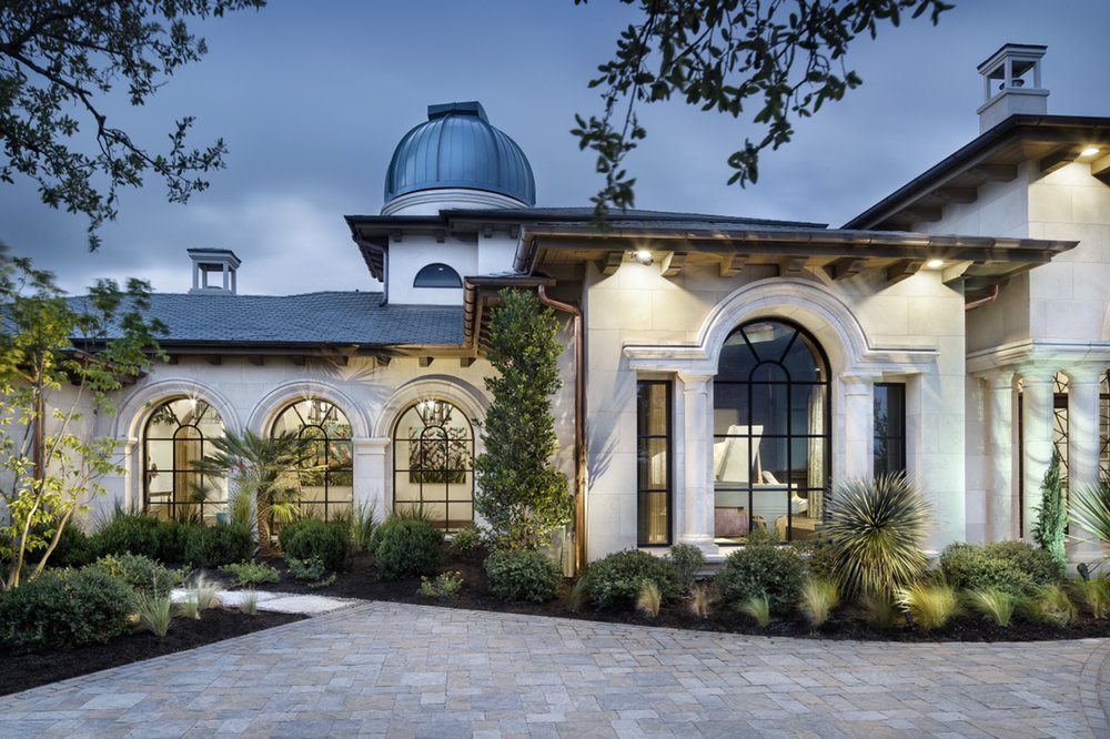 Slide of Stone Gate Roofing