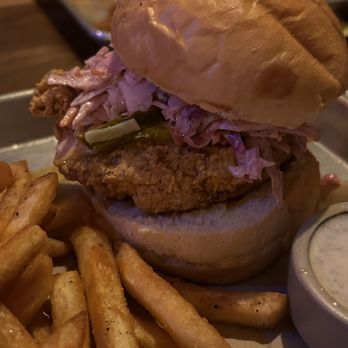Broken Compass Tiki - This is hot chicken that sadly is not hot at all - New American Near Me - Burbank, California