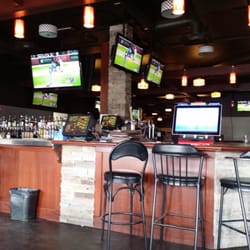 The Lions Den Pub - The bar