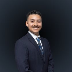 Christopher Oliveros - Century 21