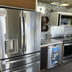 Matterns Ridge Appliances - GE Profile display