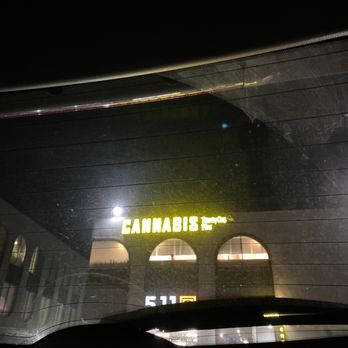 Cannabis 21+ - Front of the building - Cannabis Dispensaries Near Me - San Diego, California
