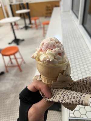 Jeni's Splendid Ice Creams by null
