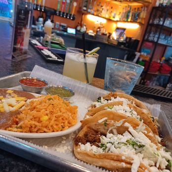El Sabor Latin Kitchen - Mexican Near Me - Pittsburgh, Pennsylvania