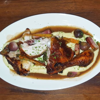 Wildflour Cafe + Bakery - Breakfast & Brunch Near Me - Makati, NCR