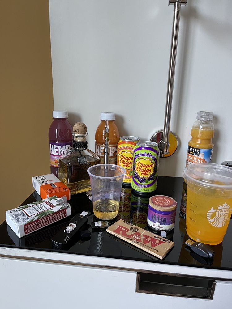 KINGPIN SMOKE SHOP Updated October 2024 588 Photos & 45 Reviews