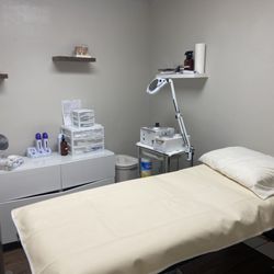 NATURA Hair Removal & Skin Care - La Mesa - Hair removal room treatment