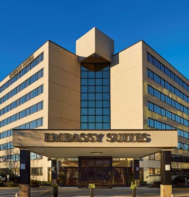Embassy Suites by Hilton Tysons Corner by null