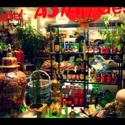 Asia-Orient Service - Window shopping