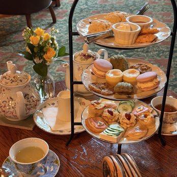 O Henry Hotel - Afternoon tea - Hotels Near Me - Greensboro, North Carolina