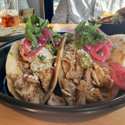 Smoked chicken pita tacos Smoked chicken pita tacos