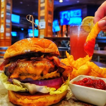 Craft Republic - Albuquerque - Burgers Near Me - Albuquerque, New Mexico