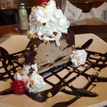 Islands Restaurant - Kona pie lol.  Basically mocha ice cream with a Oreo cookie crust, yummies after pizza - Burgers Near Me - Long Beach, California