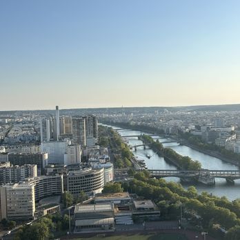La Tour Eiffel - Landmarks & Historical Buildings Near Me - Paris, 75