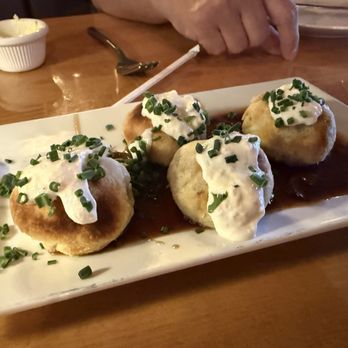 The Vault Restaurant - Wellington bites - Cocktail Bars Near Me - Bakersfield, California