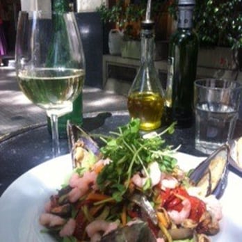 Nostalgia - Ensalada santorini, bar nostalgia - Cafeteria Near Me - Buenos Aires, C Nostalgia - Ensalada santorini, bar nostalgia - Cafeteria Near Me - Buenos Aires, C