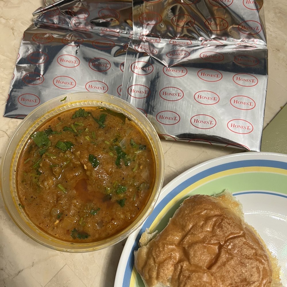Honest Restaurant Cleveland - Pau bhaji takeout - Vegetarian Near Me - Parma Heights, Ohio Honest Restaurant Cleveland - Pau bhaji takeout - Vegetarian Near Me - Parma Heights, Ohio