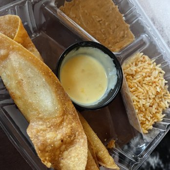 MasFajitas Mexican Restaurant - Chicken Flautas Platter - Mexican Near Me - Round Rock, Texas