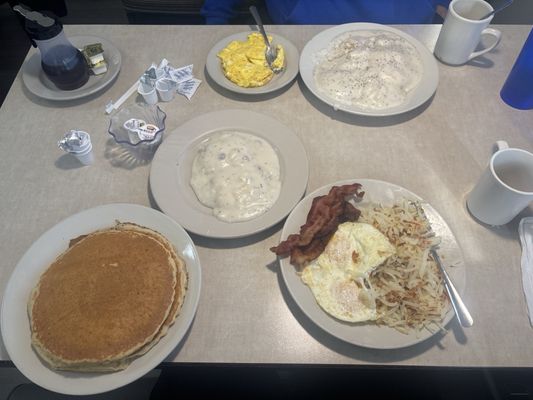 Cindy's on 34 by null