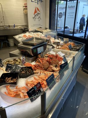 Le Bocal de la poissonnerie des halles by null