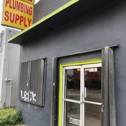 Preferred Plumbing Supply - Front of building