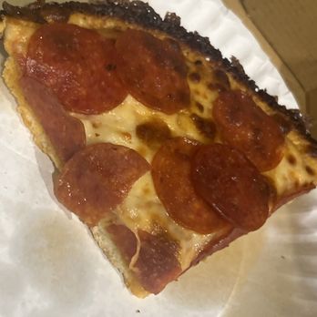 Dímelo Pizza Cubana - Thin, burnt, was a cheese just added pepperoni and recooked it probably. - Pizza Near Me - Hialeah, Florida Dímelo Pizza Cubana - Thin, burnt, was a cheese just added pepperoni and recooked it probably. - Pizza Near Me - Hialeah, Florida