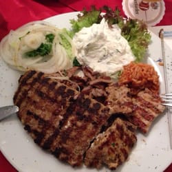 Hellas griechisches Restaurant - Heißt jetzt Syrtaki, das ist die Dias Platte